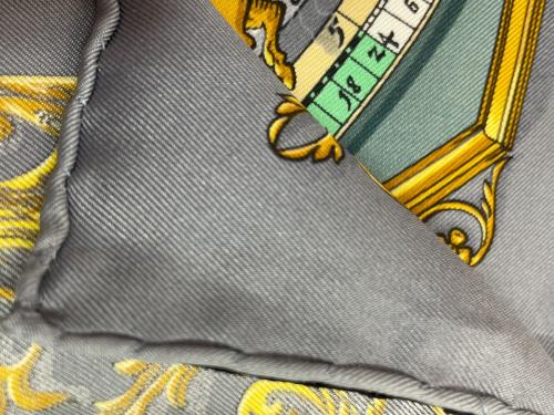 HERMES（エルメス）HERMES (エルメス) スカーフ グレーの古着・服飾アイテム