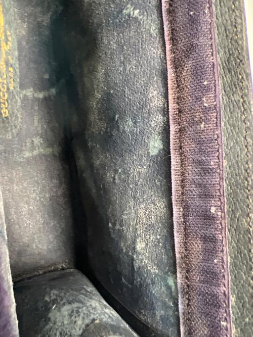 GUCCI（グッチ）GUCCI (グッチ) クラッチバッグ ネイビーの古着・服飾アイテム