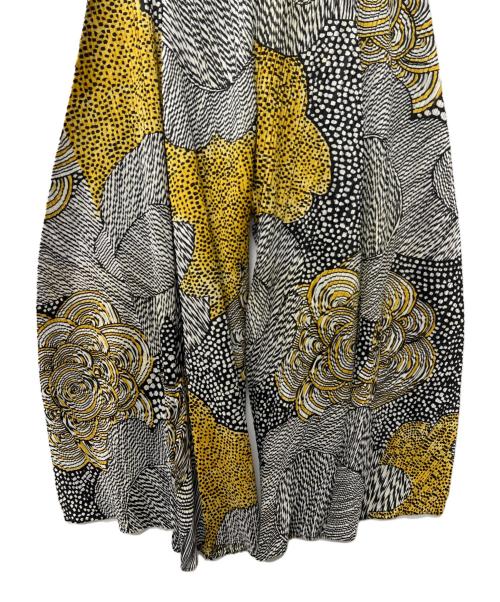 PLEATS PLEASE（プリーツプリーズ）PLEATS PLEASE (プリーツプリーズ) MASSパンツ グレー×イエロー サイズ:3の古着・服飾アイテム