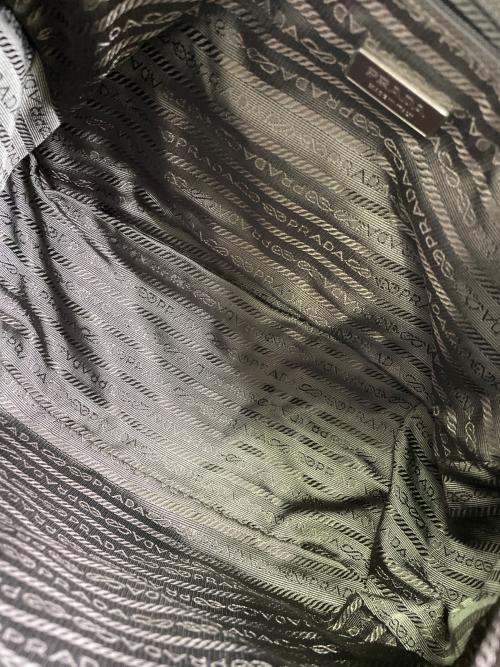 PRADA（プラダ）PRADA (プラダ) ナイロンショルダーバッグ ブラウンの古着・服飾アイテム