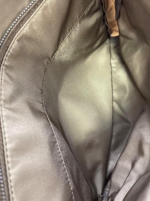 PRADA（プラダ）PRADA (プラダ) ナイロンショルダーバッグ ブラウンの古着・服飾アイテム