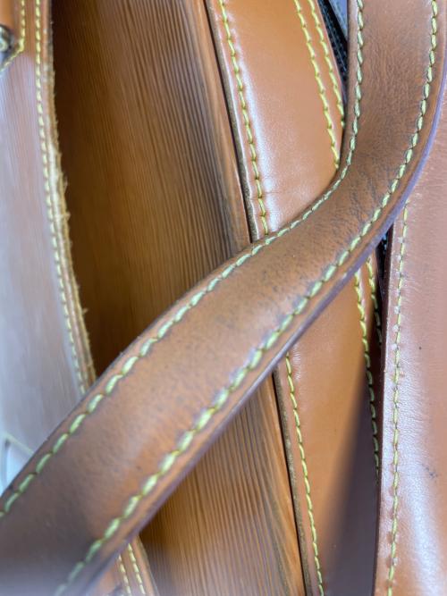 LOUIS VUITTON（ルイ ヴィトン）LOUIS VUITTON (ルイ ヴィトン) セミショルダーバッグ ブラウンの古着・服飾アイテム