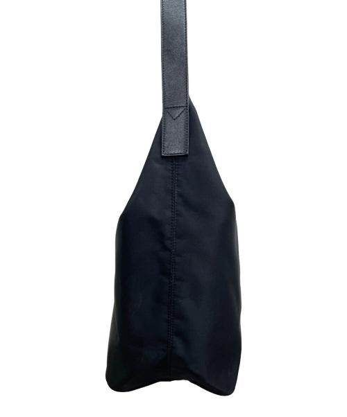 FENDI（フェンディ）FENDI (フェンディ) ワンショルダーバッグ ブラックの古着・服飾アイテム