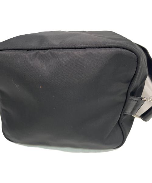 FENDI（フェンディ）FENDI (フェンディ) ワンショルダーバッグ ブラックの古着・服飾アイテム