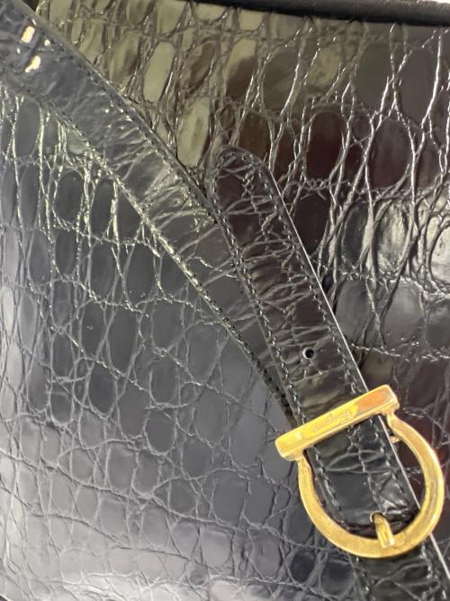 Salvatore Ferragamo（サルヴァトーレ フェラガモ）Salvatore Ferragamo (サルヴァトーレ フェラガモ) ショルダーバッグの古着・服飾アイテム