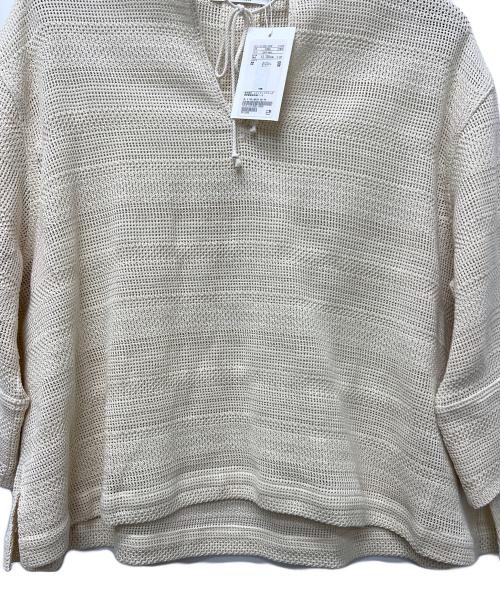 BEAUTY&YOUTH（ビューティーアンドユース）BEAUTY&YOUTH (ビューティーアンドユース) ラッセルメッシュ Vネック プルオーバー アイボリー サイズ:Free 未使用品の古着・服飾アイテム