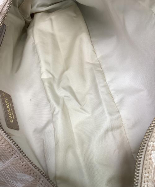 CHANEL（シャネル）CHANEL (シャネル) バッグ ベージュの古着・服飾アイテム