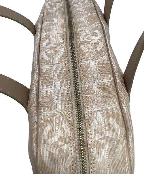 CHANEL（シャネル）CHANEL (シャネル) バッグ ベージュの古着・服飾アイテム