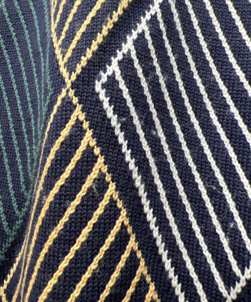 Burberry's（バーバリー）Burberry's (バーバリーズ) 厚手ニット ブラック×レッド サイズ:Ｌの古着・服飾アイテム