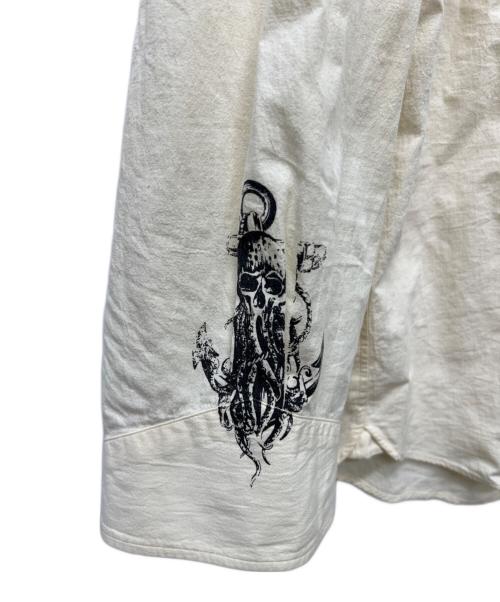 PRADA（プラダ）PRADA (プラダ) タトゥープリントシャツ アイボリー サイズ:Lの古着・服飾アイテム