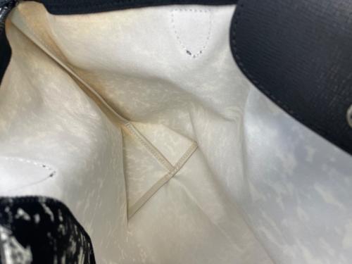 LONGCHAMP（ロンシャン）LONGCHAMP (ロンシャン) トートバッグ ホワイト×ブラックの古着・服飾アイテム