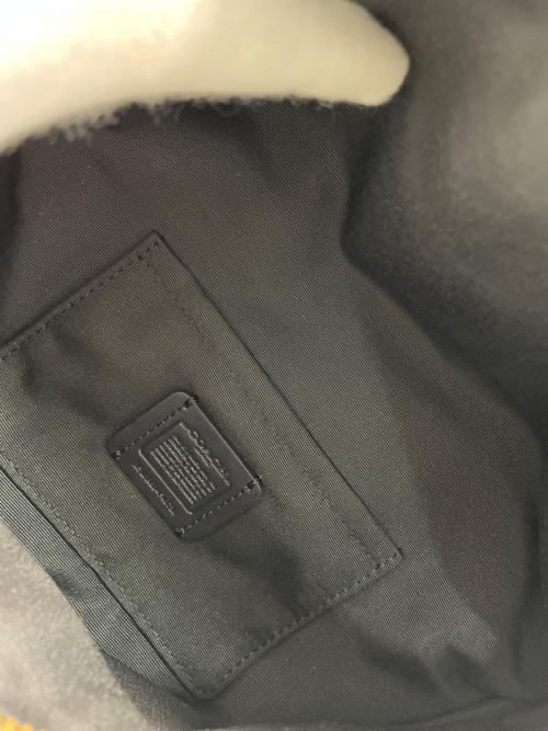 COACH（コーチ）COACH (コーチ) ボディバッグ ブラックの古着・服飾アイテム