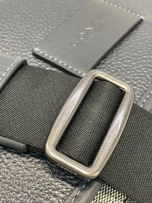 COACH（コーチ）COACH (コーチ) ショルダーバッグ ネイビーの古着・服飾アイテム