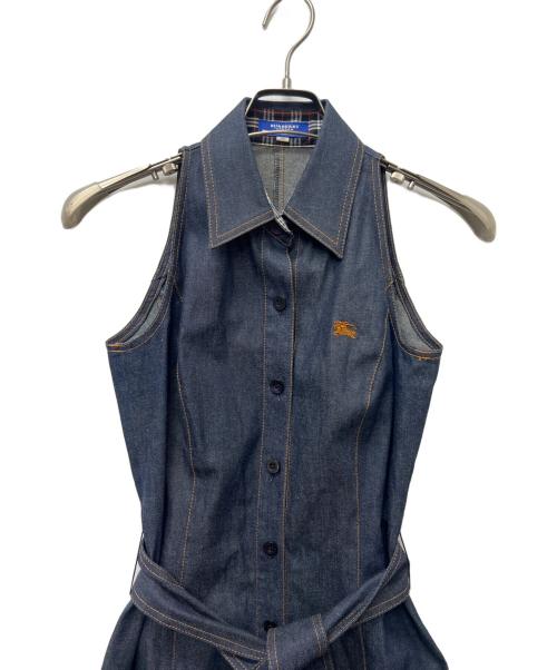 BURBERRY BLUE LABEL（バーバリーロンドンブルーレーベル）BURBERRY BLUE LABEL (バーバリーロンドンブルーレーベル) デニムノースリーブワンピース インディゴ サイズ:38の古着・服飾アイテム