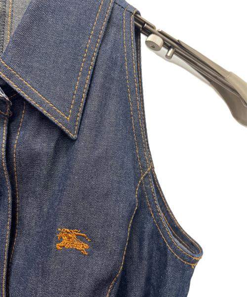 BURBERRY BLUE LABEL（バーバリーロンドンブルーレーベル）BURBERRY BLUE LABEL (バーバリーロンドンブルーレーベル) デニムノースリーブワンピース インディゴ サイズ:38の古着・服飾アイテム