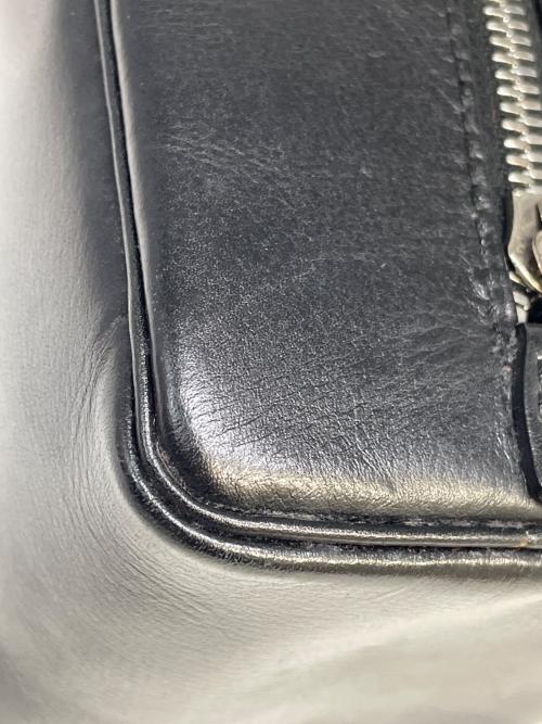 BALLY（バリー）BALLY (バリー) サイコロ型ミニショルダーバッグ ブラックの古着・服飾アイテム