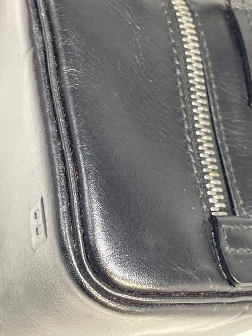 BALLY（バリー）BALLY (バリー) サイコロ型ミニショルダーバッグ ブラックの古着・服飾アイテム