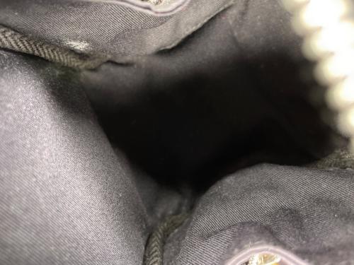 BALLY（バリー）BALLY (バリー) サイコロ型ミニショルダーバッグ ブラックの古着・服飾アイテム