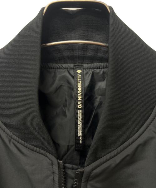 DESCENTE（デサント）DESCENTE (デサント) ジャケット ブラック サイズ:Mの古着・服飾アイテム