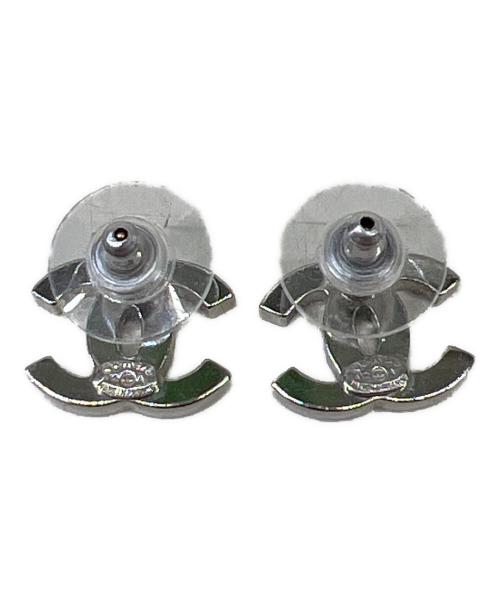 CHANEL（シャネル）CHANEL (シャネル) ピアス シルバーカラーの古着・服飾アイテム