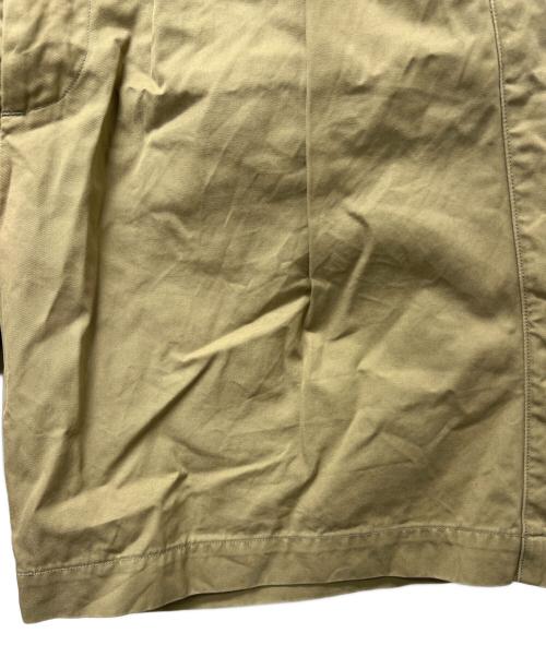 AURALEE（オーラリー）AURALEE (オーラリー) WASHED FINX LIGHT CHINO WIDE SHORTS オリーブ サイズ:4の古着・服飾アイテム