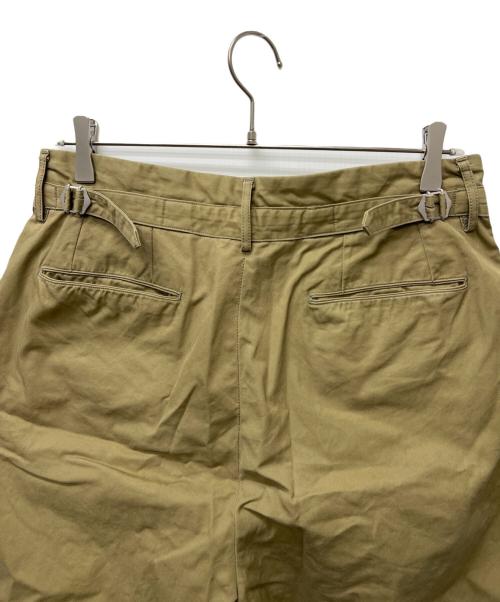 AURALEE（オーラリー）AURALEE (オーラリー) WASHED FINX LIGHT CHINO WIDE SHORTS オリーブ サイズ:4の古着・服飾アイテム