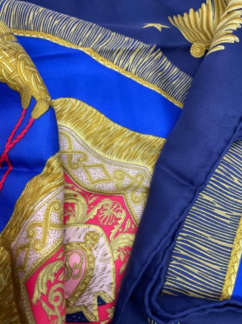 HERMES（エルメス）HERMES (エルメス) シルクスカーフ ブルーの古着・服飾アイテム