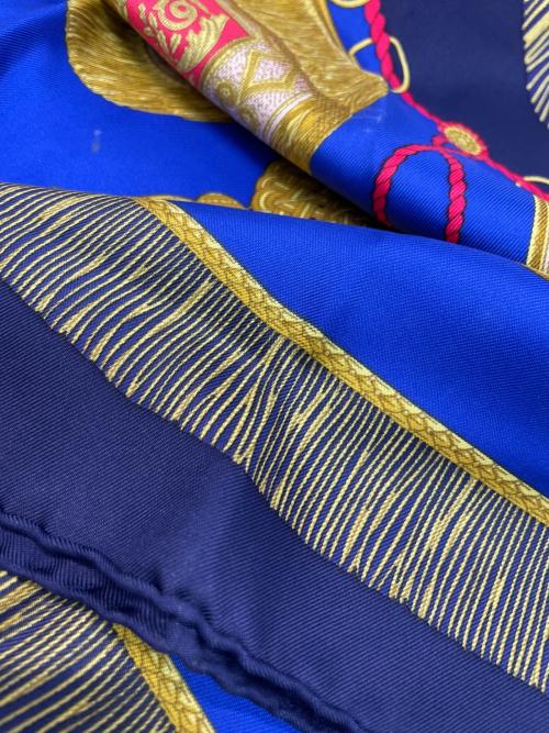 HERMES（エルメス）HERMES (エルメス) シルクスカーフ ブルーの古着・服飾アイテム