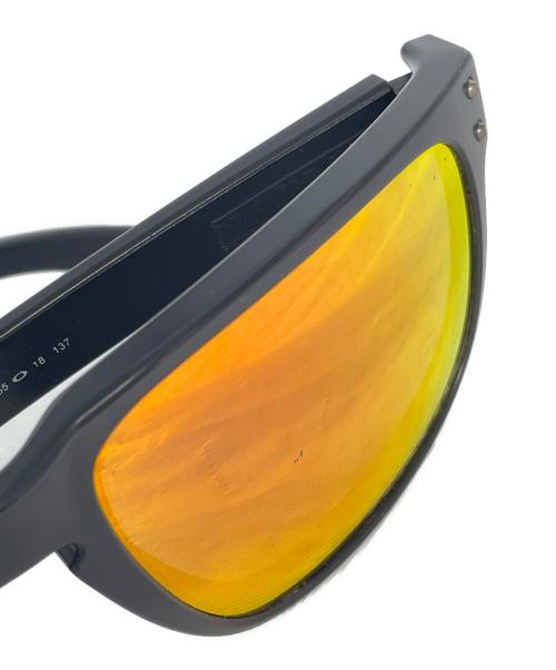 OAKLEY（オークリー）OAKLEY (オークリー) サングラス ブラックの古着・服飾アイテム