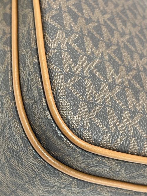 MICHAEL KORS（マイケル・コース）MICHAEL KORS (マイケルコース) ショルダーバッグ ブラウンの古着・服飾アイテム