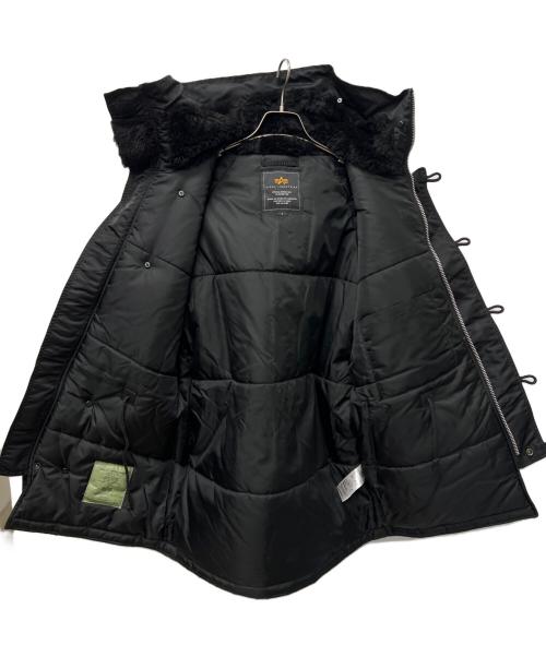 AVIREX（アヴィレックス）AVIREX (アヴィレックス) 中綿コート ブラック サイズ:Ｌの古着・服飾アイテム