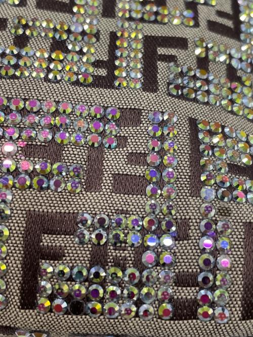 FENDI（フェンディ）FENDI (フェンディ) ショルダーバッグ ブラウンの古着・服飾アイテム