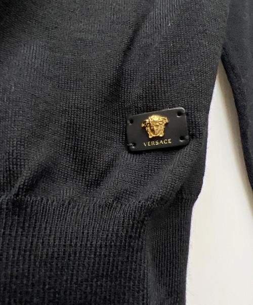 VERSACE（ヴェルサーチェ）VERSACE (ヴェルサーチェ) 薄手カーディガン ブラック サイズ:４４の古着・服飾アイテム