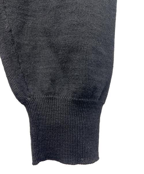 VERSACE（ヴェルサーチェ）VERSACE (ヴェルサーチェ) 薄手カーディガン ブラック サイズ:４４の古着・服飾アイテム