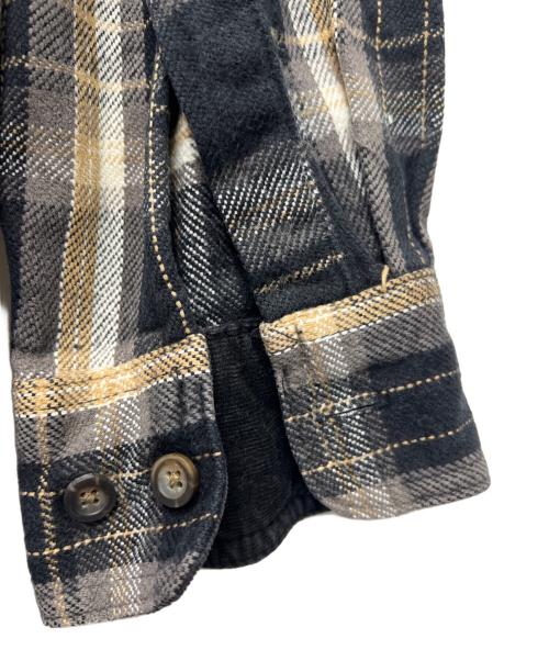 ST JOHN'S BAY（セントジョンズベイ）ST JOHN'S BAY (セントジョンズベイ) 長袖シャツ ブラック×ベージュ サイズ:Ｌの古着・服飾アイテム