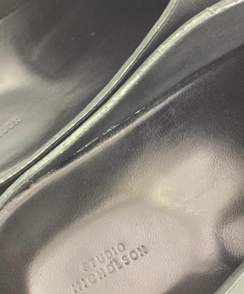 STUDIO NICHOLSON（スタジオ ニコルソン）STUDIO NICHOLSON (スタジオ ニコルソン) SLIP-ONS ブラック サイズ:43の古着・服飾アイテム