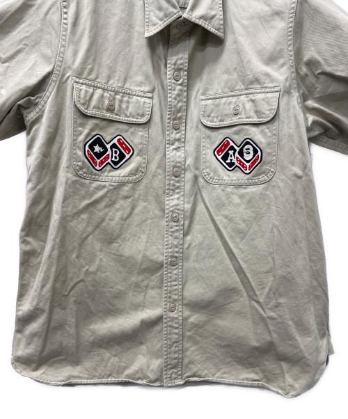 A BATHING APE（アベイシングエイプ）A BATHING APE (アベイシングエイプ) 半袖シャツ ブラウン サイズ:Ｌの古着・服飾アイテム