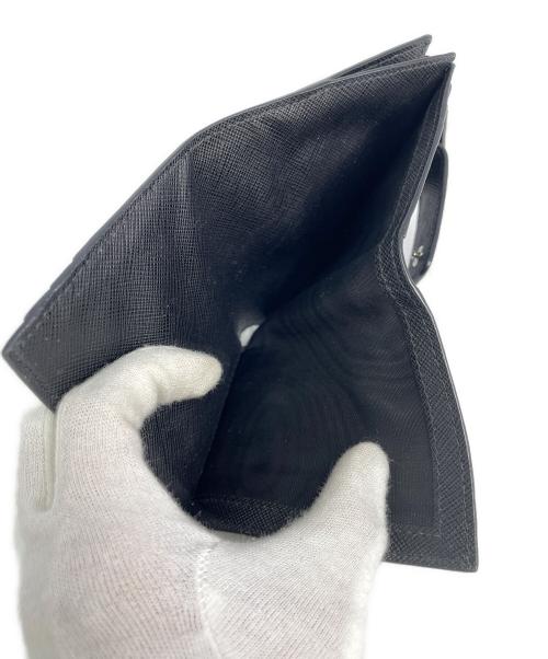 PRADA（プラダ）PRADA (プラダ) 2つ折り財布 ブラックの古着・服飾アイテム