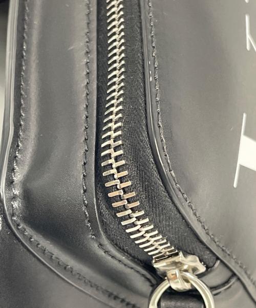 VALENTINO GARAVANI（ヴァレンティノ・ガラヴァーニ）VALENTINO GARAVANI (ヴァレンティノ・ガラヴァーニ) ウエストバッグ ブラックの古着・服飾アイテム