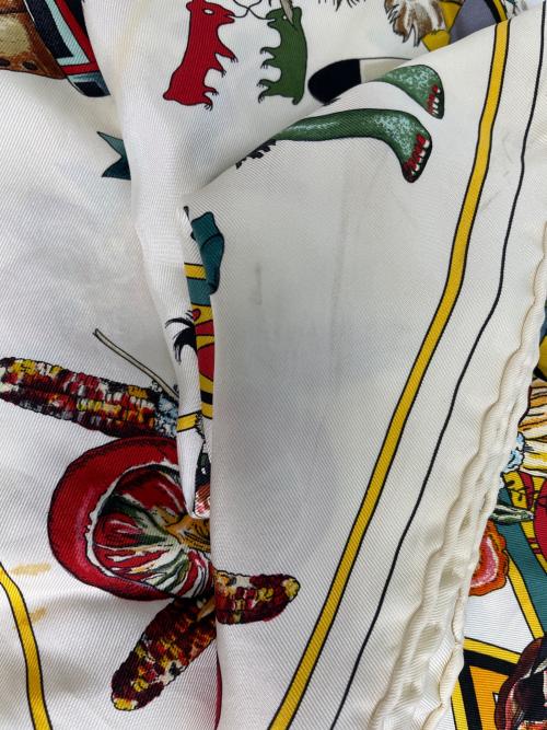 HERMES（エルメス）HERMES (エルメス) シルクスカーフ ホワイトの古着・服飾アイテム