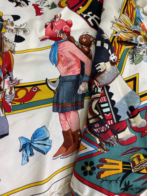 HERMES（エルメス）HERMES (エルメス) シルクスカーフ ホワイトの古着・服飾アイテム