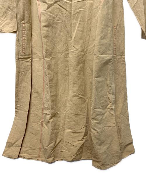 BEARDSLEY（ビアズリー）BEARDSLEY (ビアズリー) 長袖ワンピース ベージュ サイズ:FREEの古着・服飾アイテム