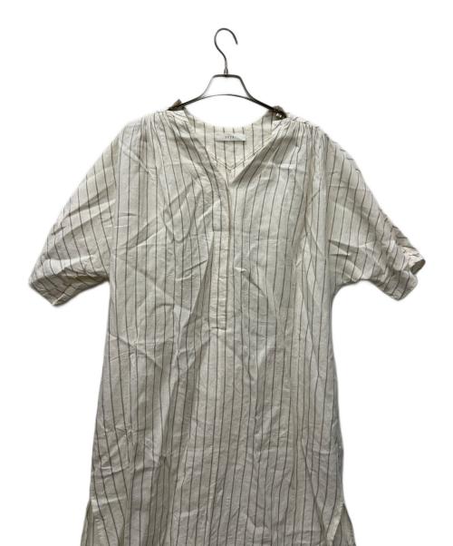 seya.（セヤ）seya. (セヤ) 半袖ワンピース アイボリー サイズ:Ｍの古着・服飾アイテム