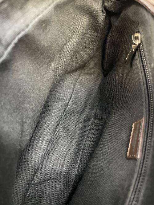 BURBERRY（バーバリー）BURBERRY (バーバリー) クラッチバッグ ブラウンの古着・服飾アイテム