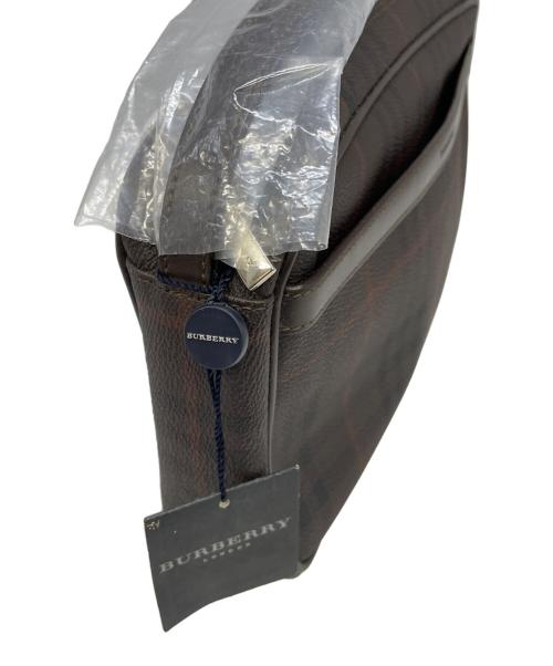 BURBERRY（バーバリー）BURBERRY (バーバリー) クラッチバッグ ブラウンの古着・服飾アイテム