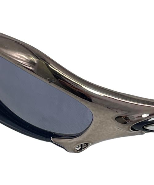 OAKLEY（オークリー）OAKLEY (オークリー) サングラス ブラック×シルバーの古着・服飾アイテム