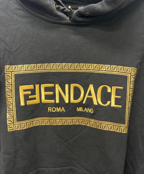 FENDI（フェンディ）FENDI (フェンディ) VERSACE (ヴェルサーチェ) パーカー ブラック サイズ:ＸＬの古着・服飾アイテム