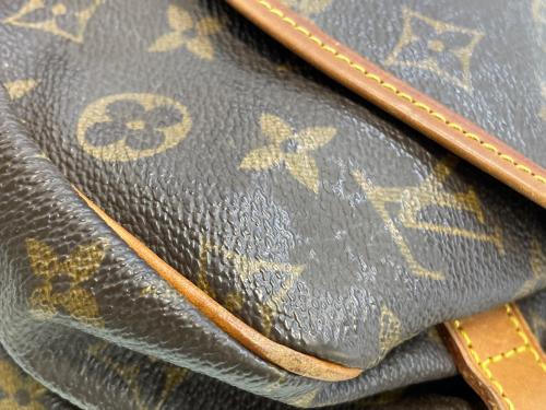 LOUIS VUITTON（ルイ ヴィトン）LOUIS VUITTON (ルイ ヴィトン) ソミュール30の古着・服飾アイテム