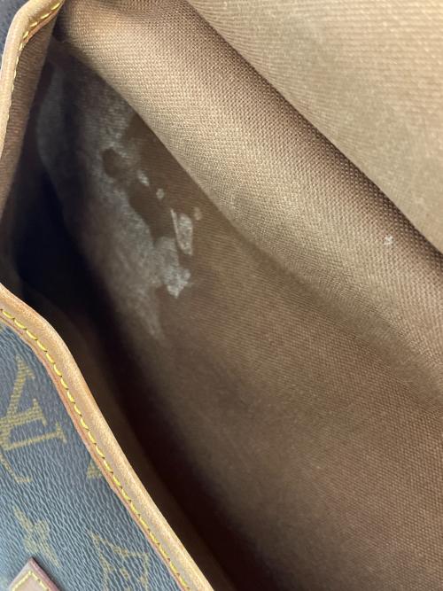 LOUIS VUITTON（ルイ ヴィトン）LOUIS VUITTON (ルイ ヴィトン) ソミュール30の古着・服飾アイテム