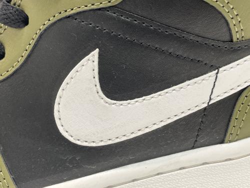 NIKE（ナイキ）NIKE (ナイキ) ハイカットスニーカー オリーブ サイズ:27cmの古着・服飾アイテム